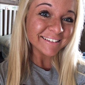 Meet your Posher, Lindsey